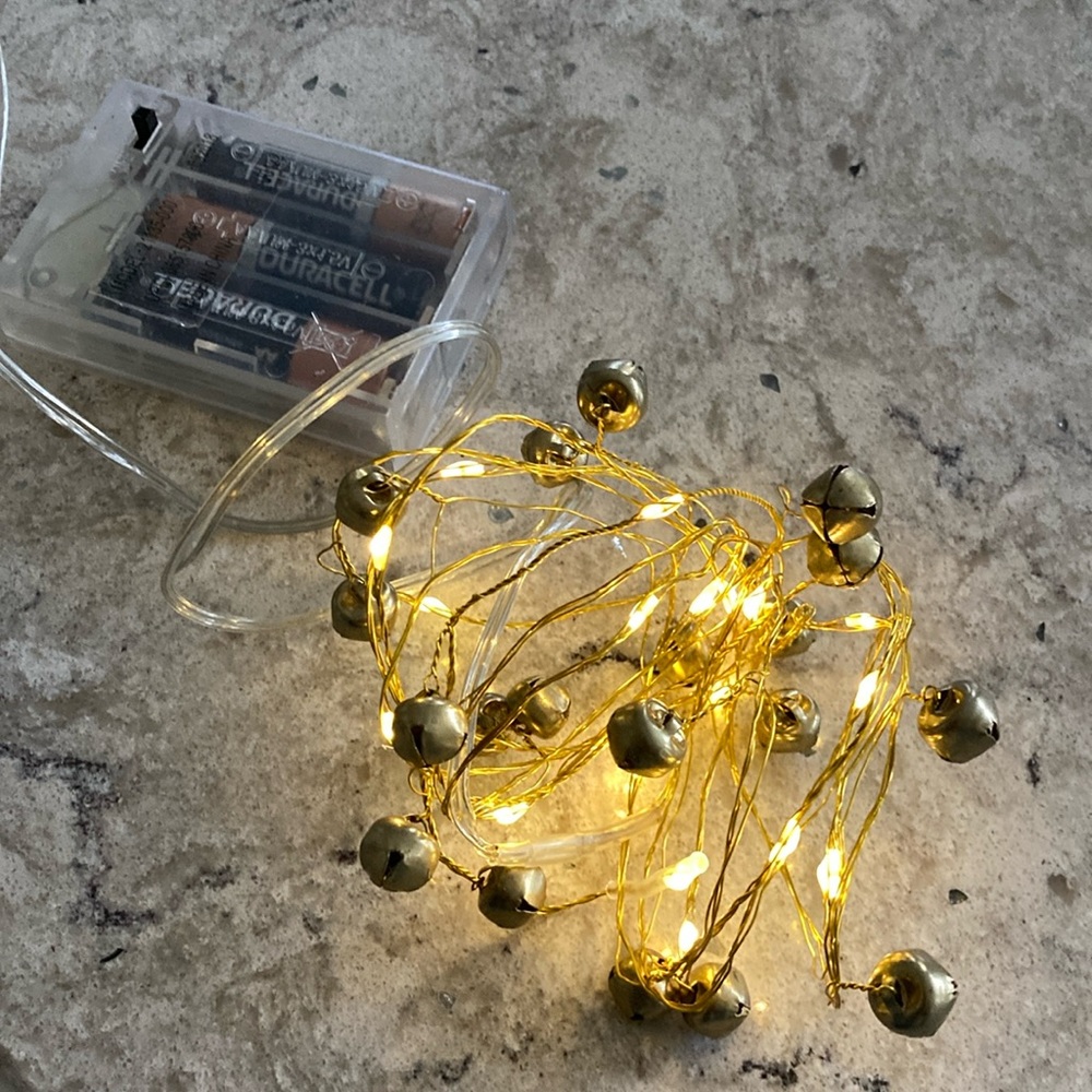Mini jingle bell lights